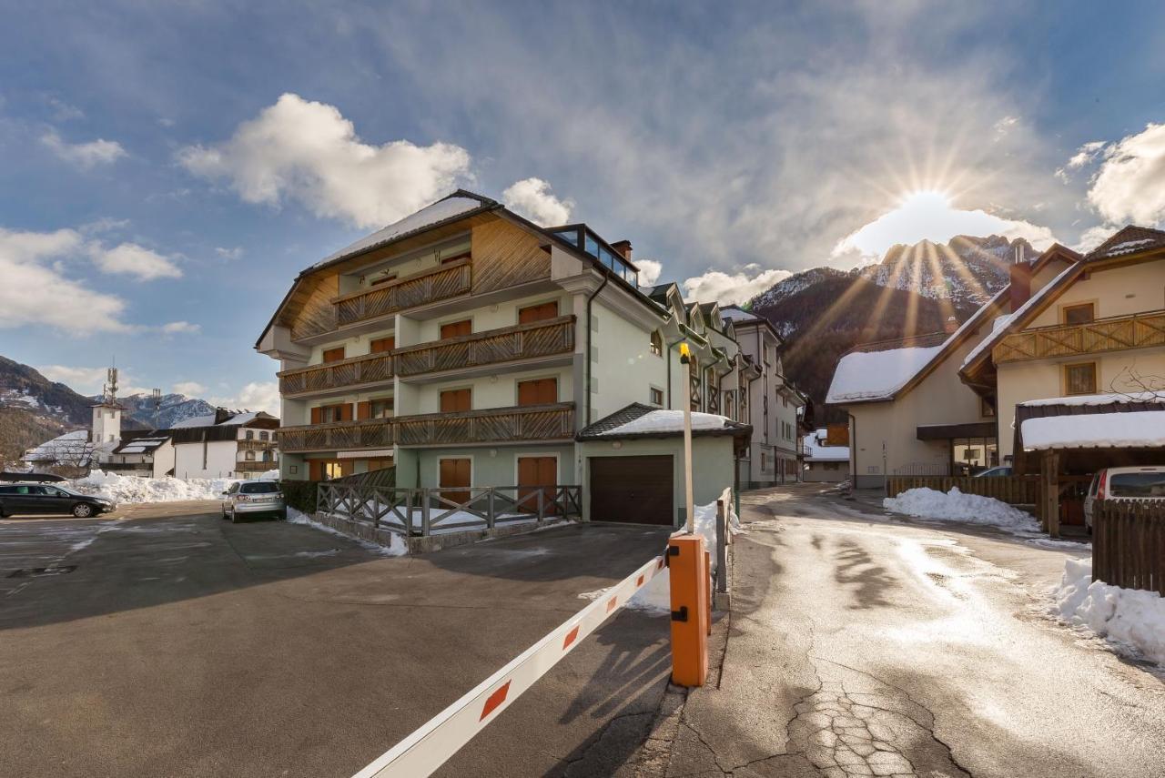 Апартаменты Mountain Charm Краньска Гора Экстерьер фото